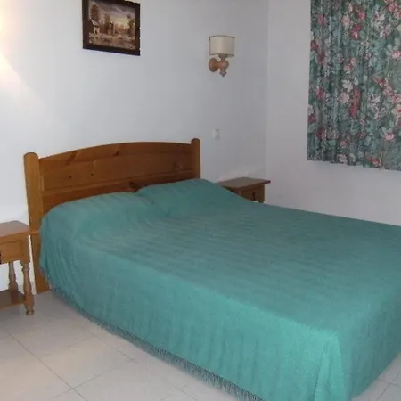 Apartment Cala Montgo 33 *