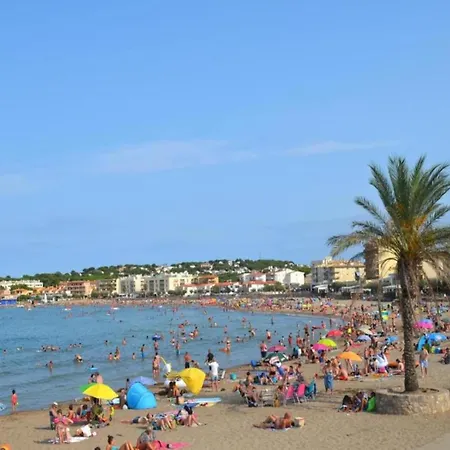 Cala Montgo 33 *